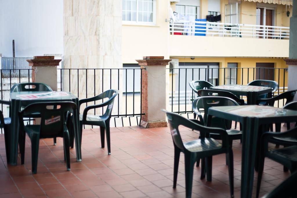 Hospedaje Lisboa Algeciras Exterior foto